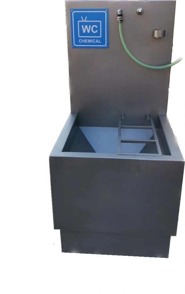 CVL 01 - výlevka na postavení pro chemické WC